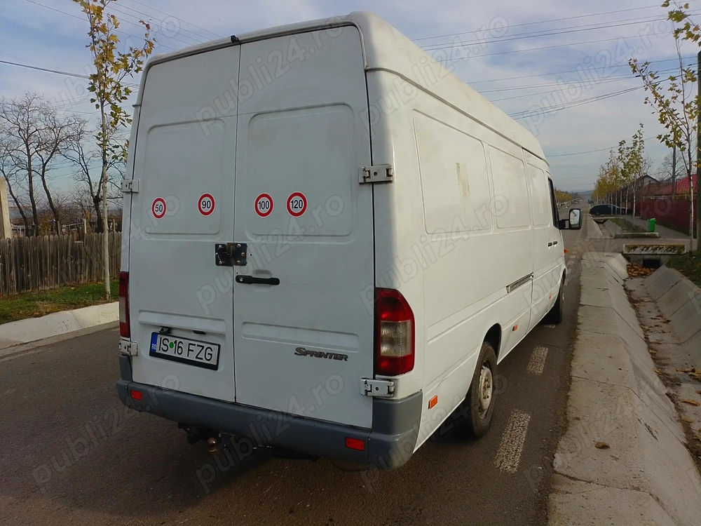 Mercedes Sprinter - Dubă lungă