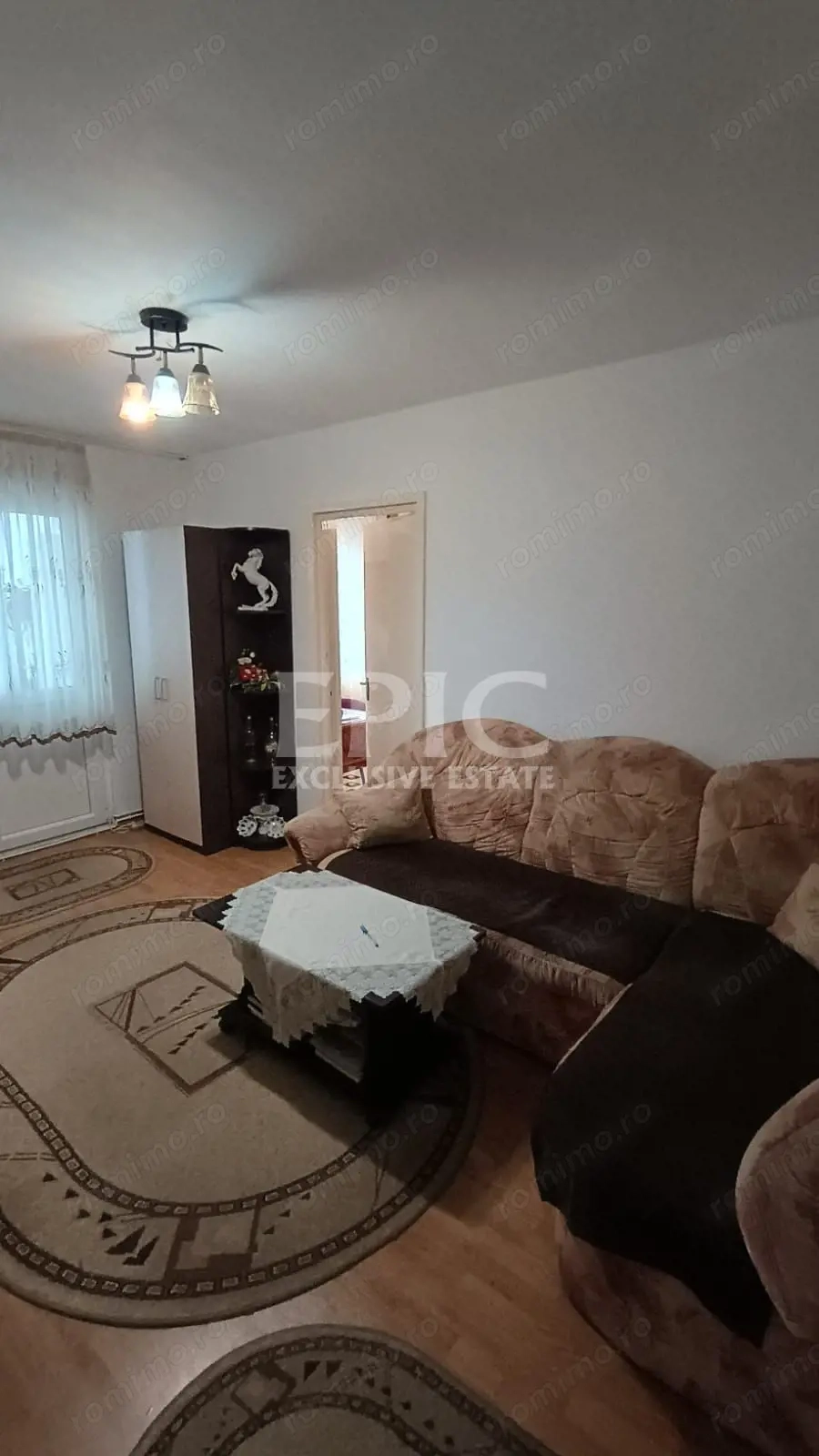 Apartament 3 camere/ Mobilat și utilat / Etaj 4/ Zona Dâmbu