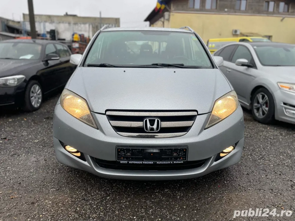 Honda FR-V 1.8 16V i-VTEC Gaz GPL cutie viteze automata Executive (103 kw) 6 Locuri made in japan