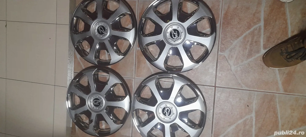 Vând capace roți R15 