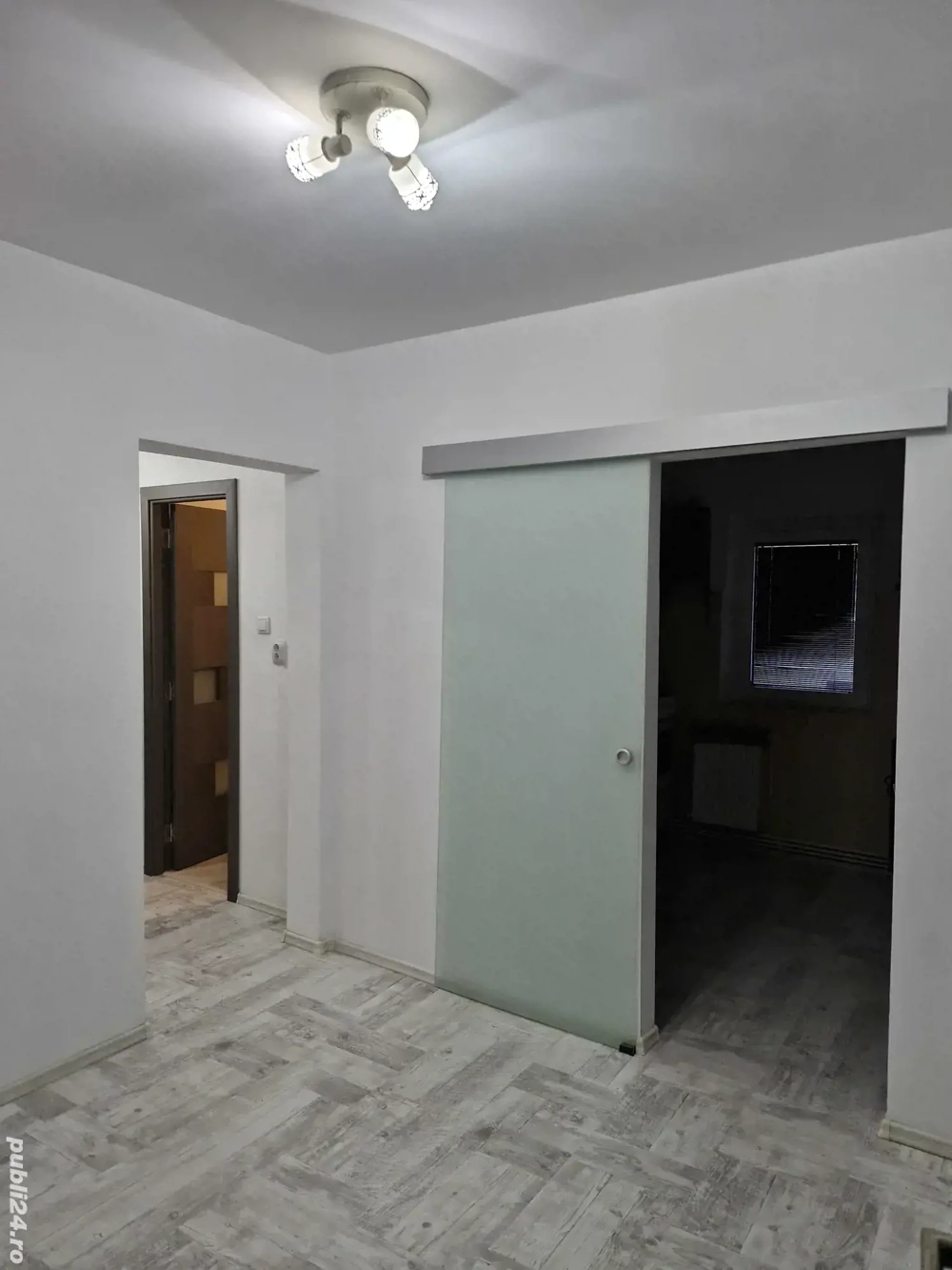 3 camere, Kaufland, et.3, la cheie, 