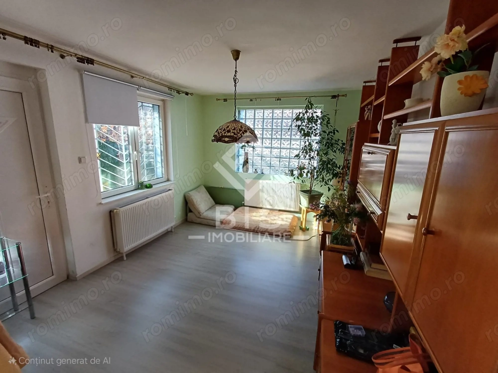 Casa 5 camere, D+P+1,  Zona Nord