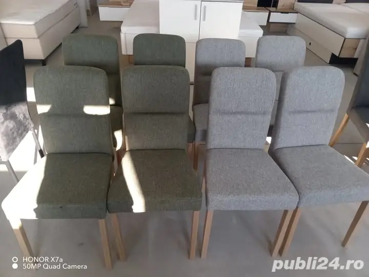 8 scaune noi de vânzare 