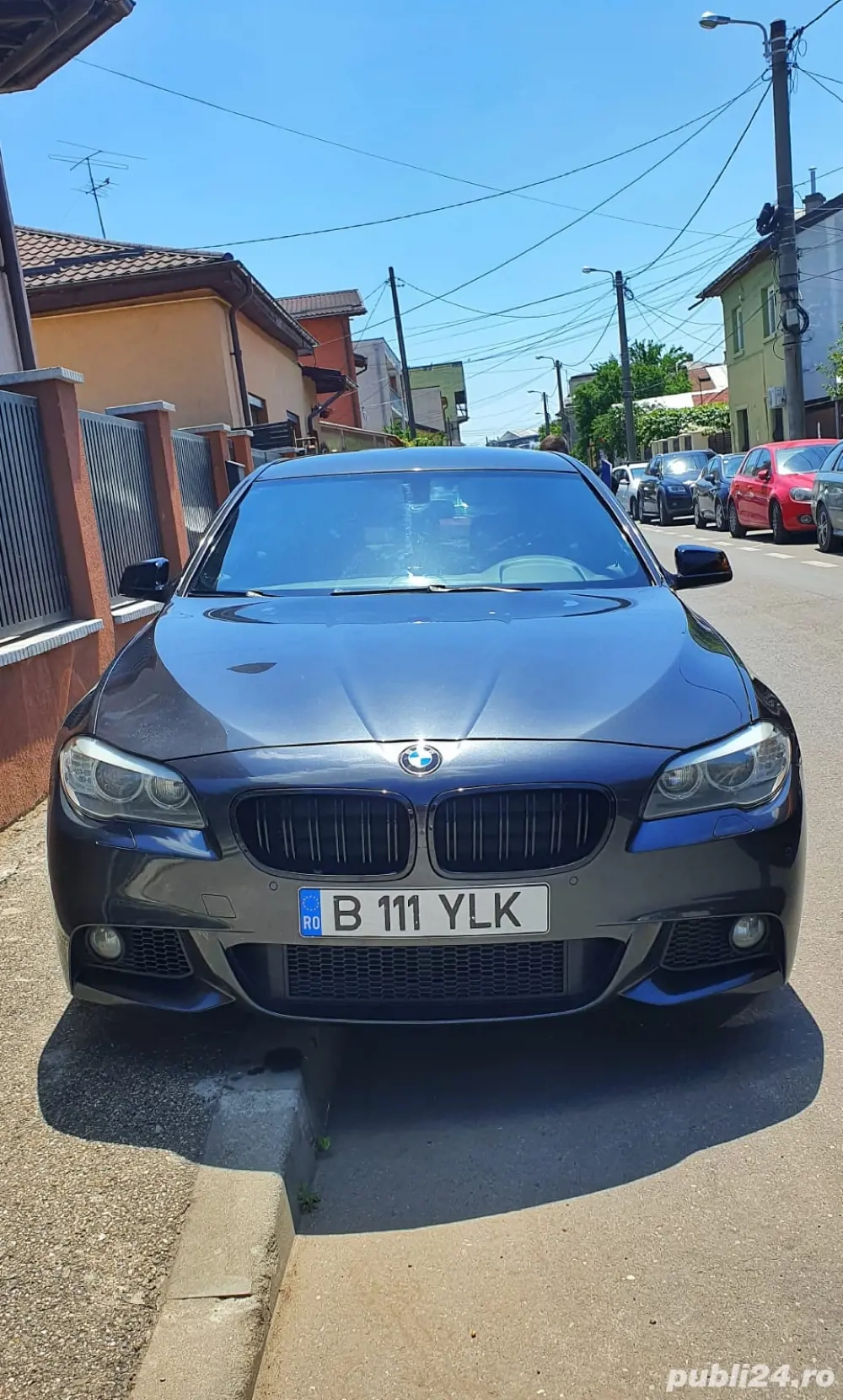 Vand Bmw F10 M Pack cu probleme la electrica