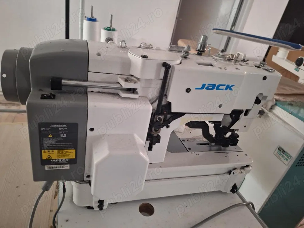 masini de cusut, de cusut butoniere, de surfilat, de calcat, generator abur industrial