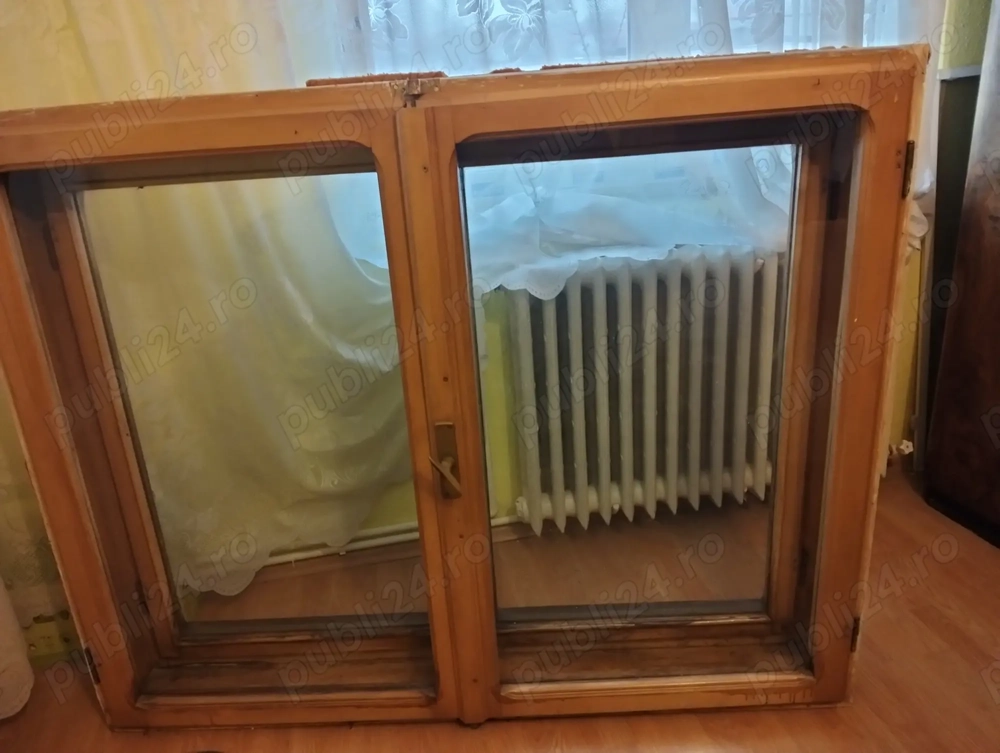 2 ferestre lemn de tei și usa intrare apt din brad