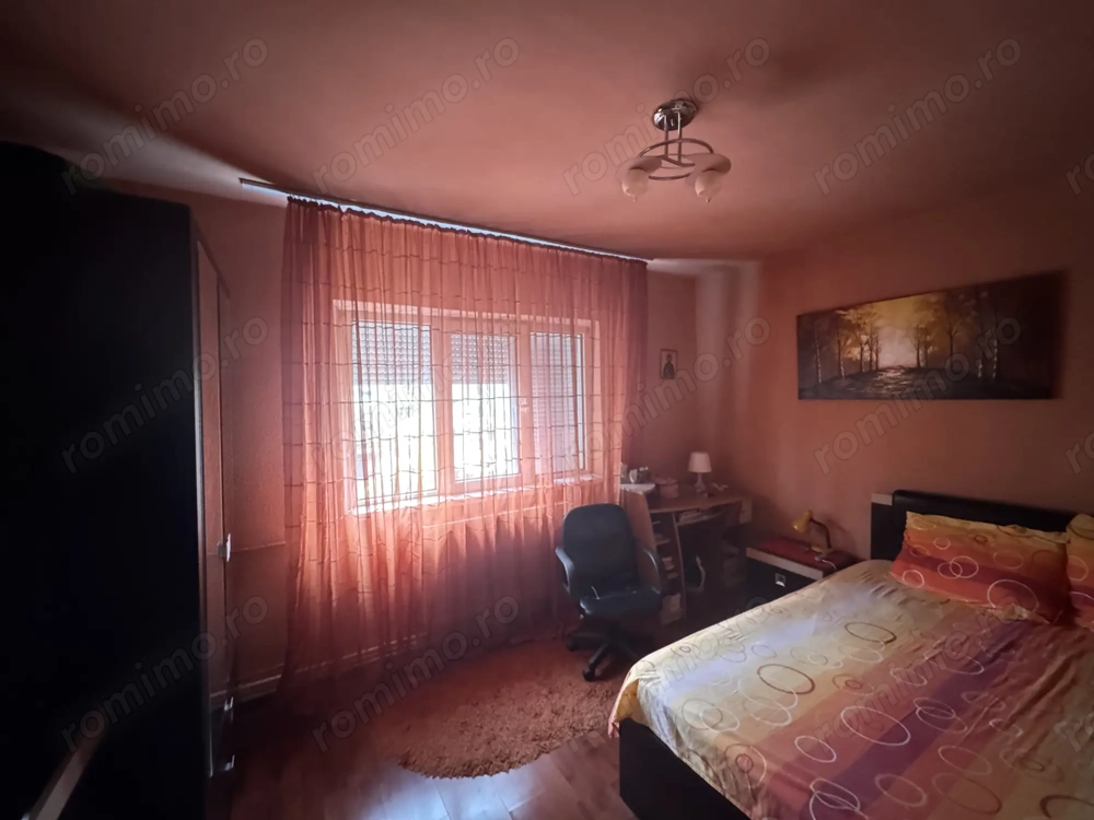 Apartament de vanzare 2 camere - Giurgiu (67.000 euro negociabil)