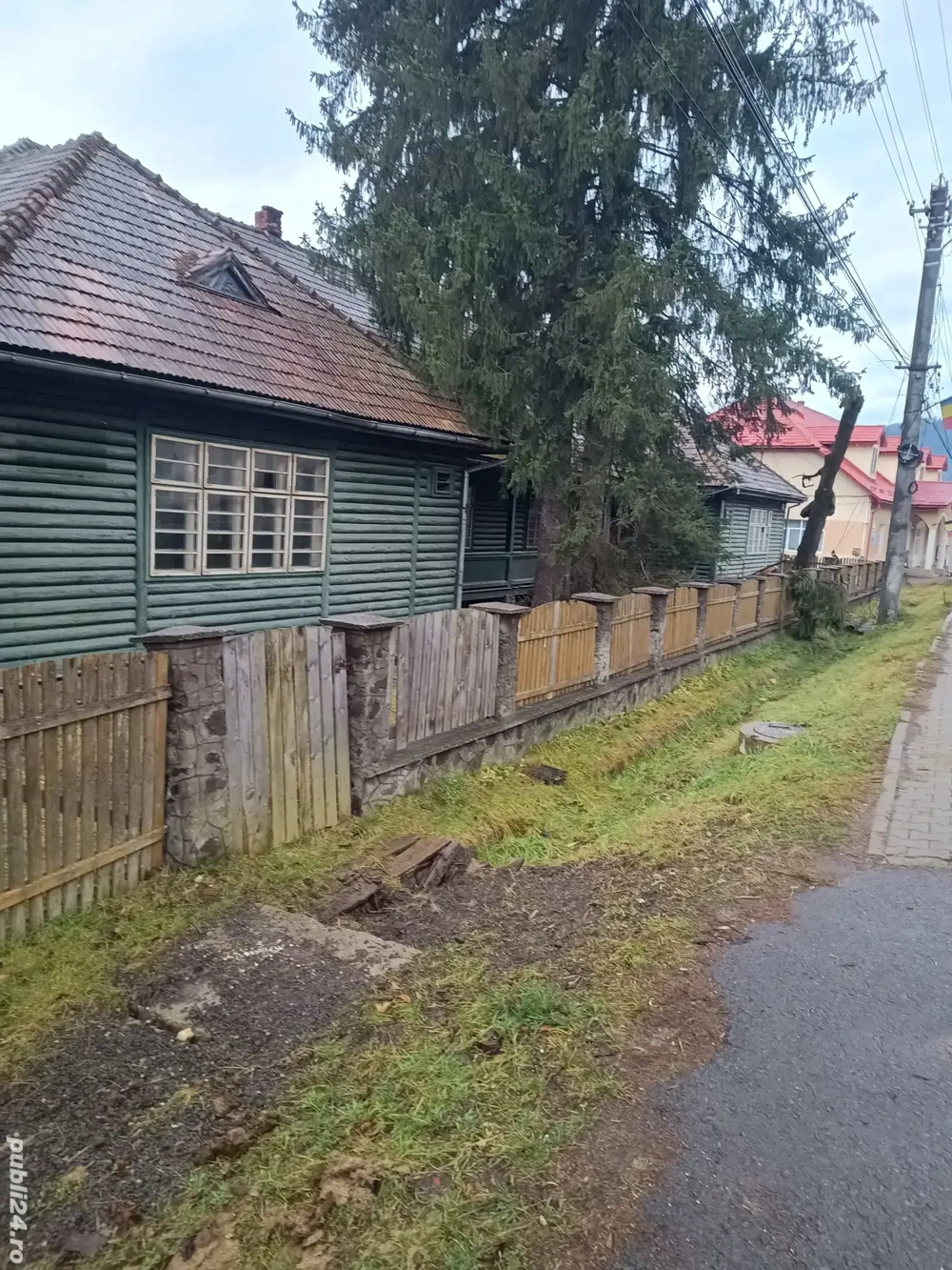  Vila de 400 mp la  DN15 