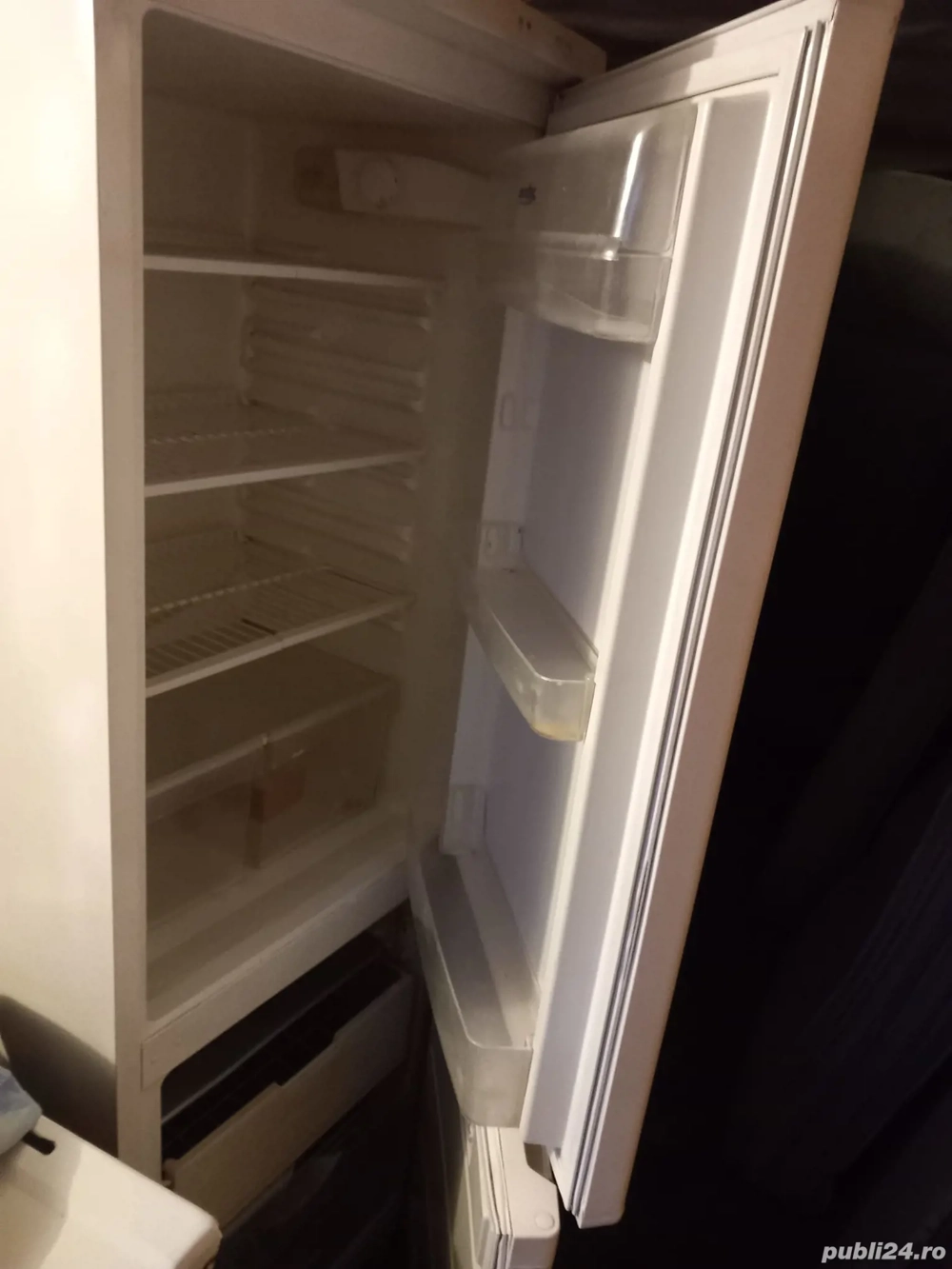 vand combina frigorifica