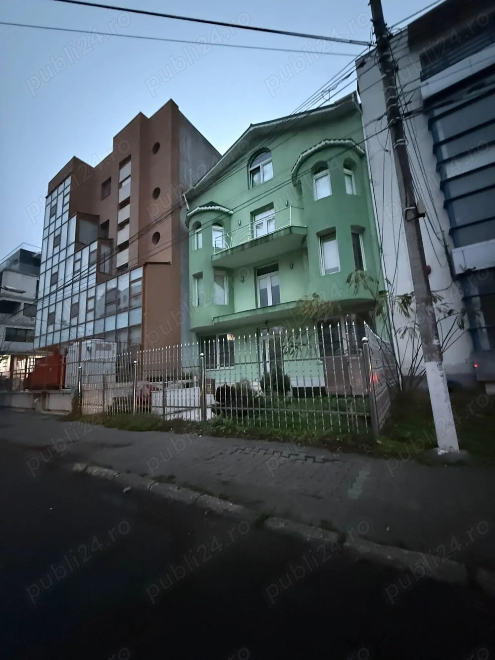 Spatiu comercial de inchiriat bussiness 100mp2 ultra central