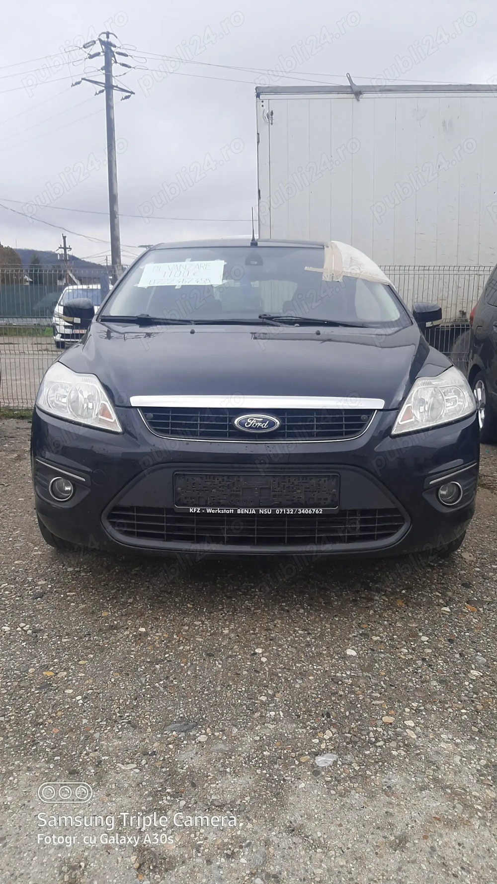 Ford focus II fl avariat partea stângă... Preț 1000   neg.