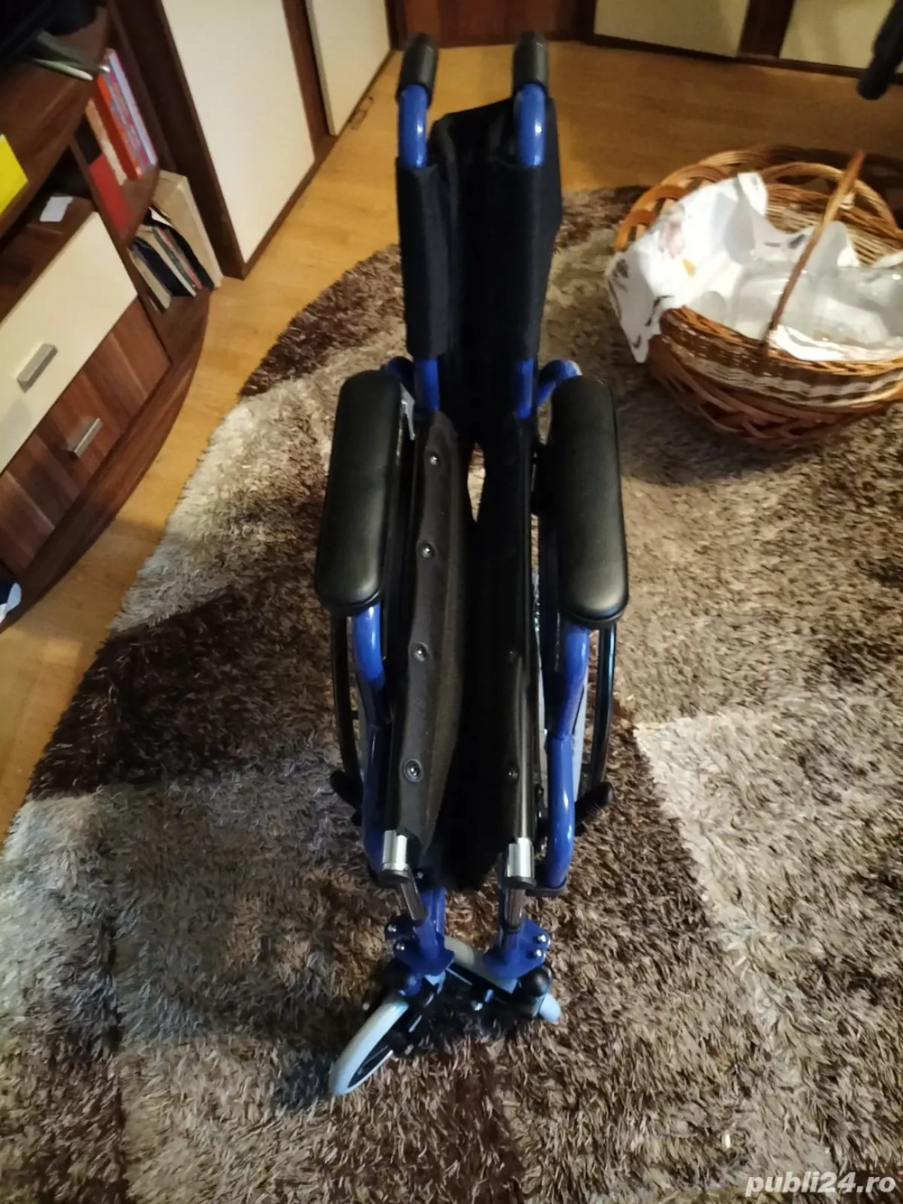 scaun cu rotile handicap