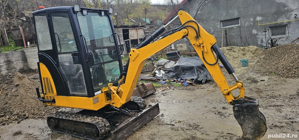 Miniescavator schaeff zr 15