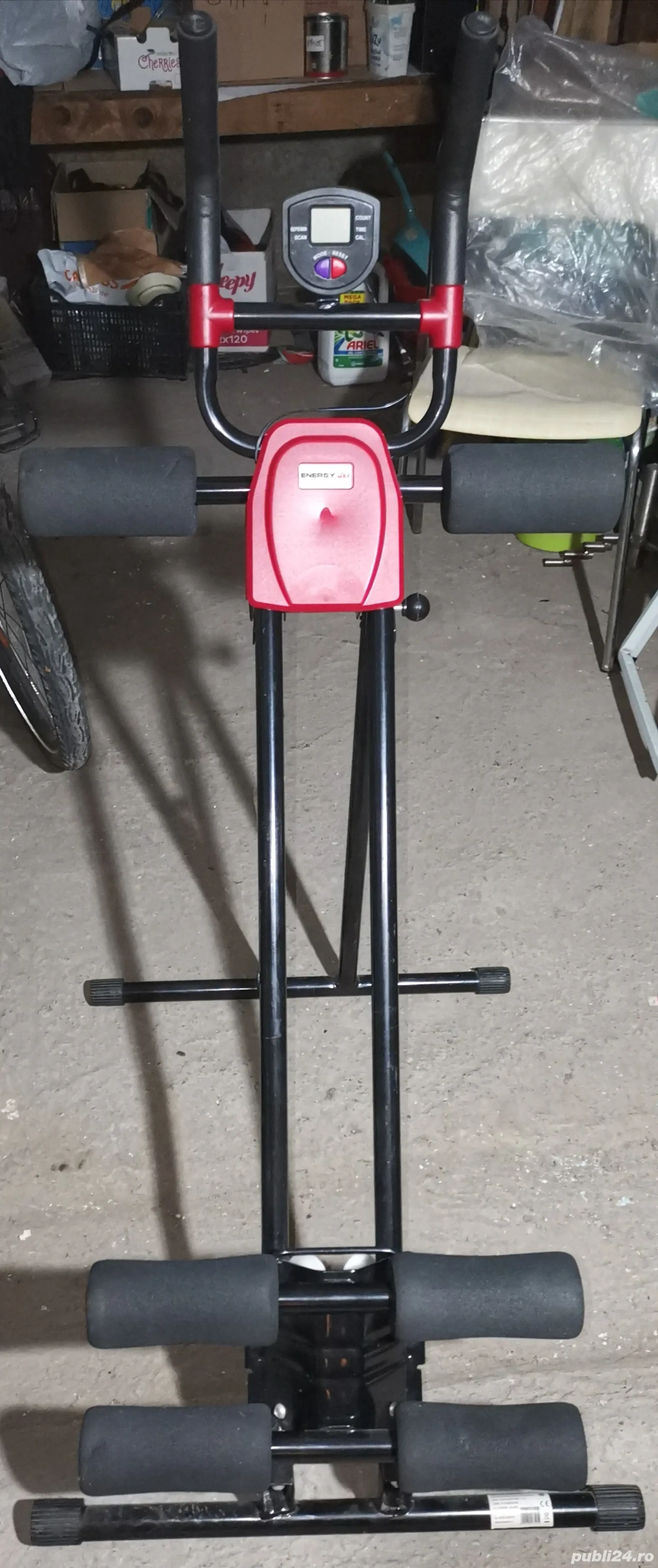 Aparat vertical fitness pentru abdomene