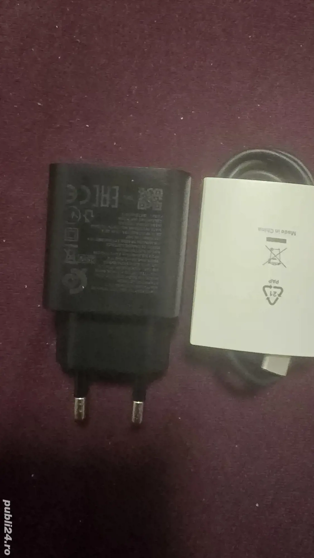 Incarcator si cablu 25 wati Incarcator 15 roni cablu 10 roni 