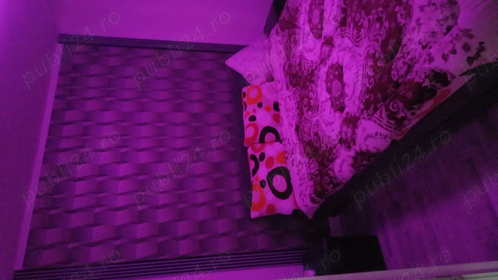 Apartament cu trei camere la parter 