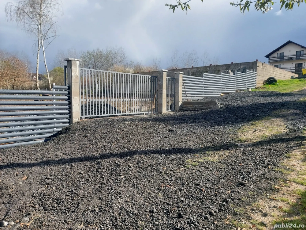 teren intravilan langa lacul surduc 