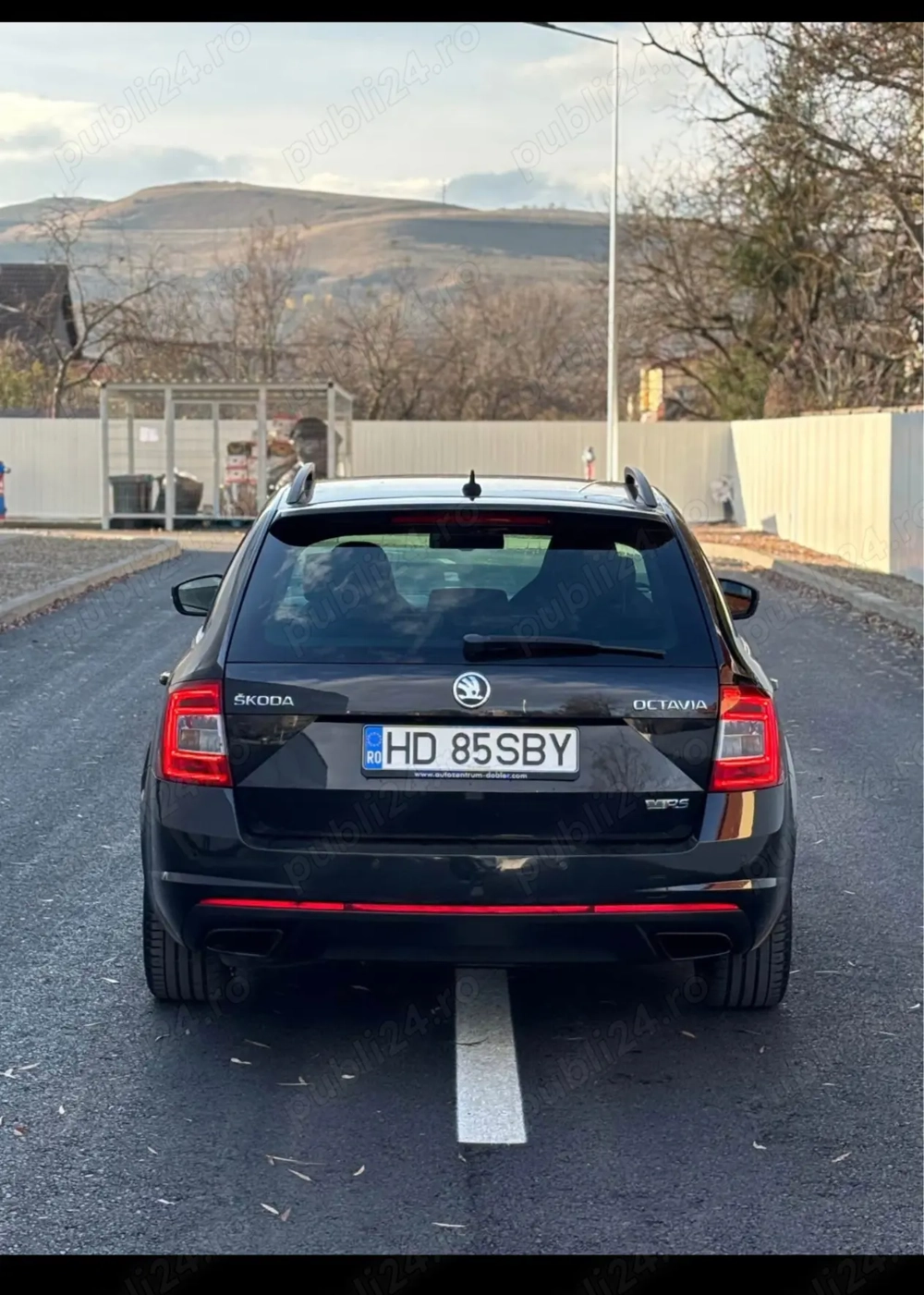 De vânzare, mai multe detalii la tel