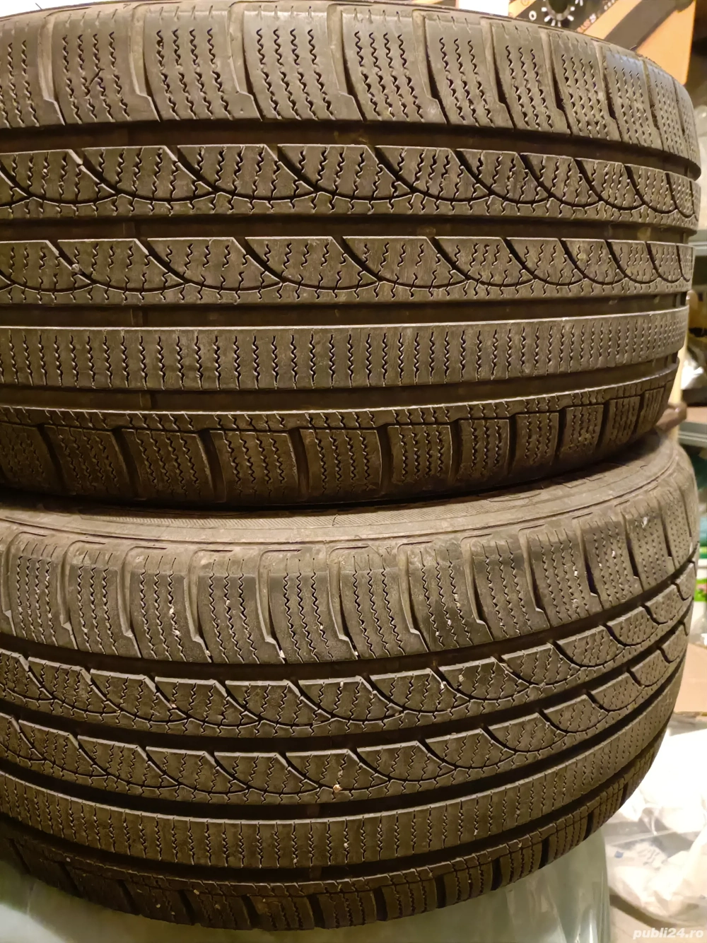 4 Anvelope 235/45 R17 97V iarnă - Ice Plus