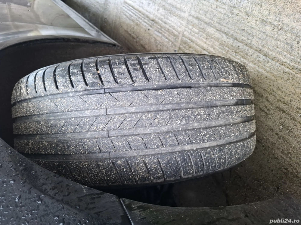 vând anvelope de vara 