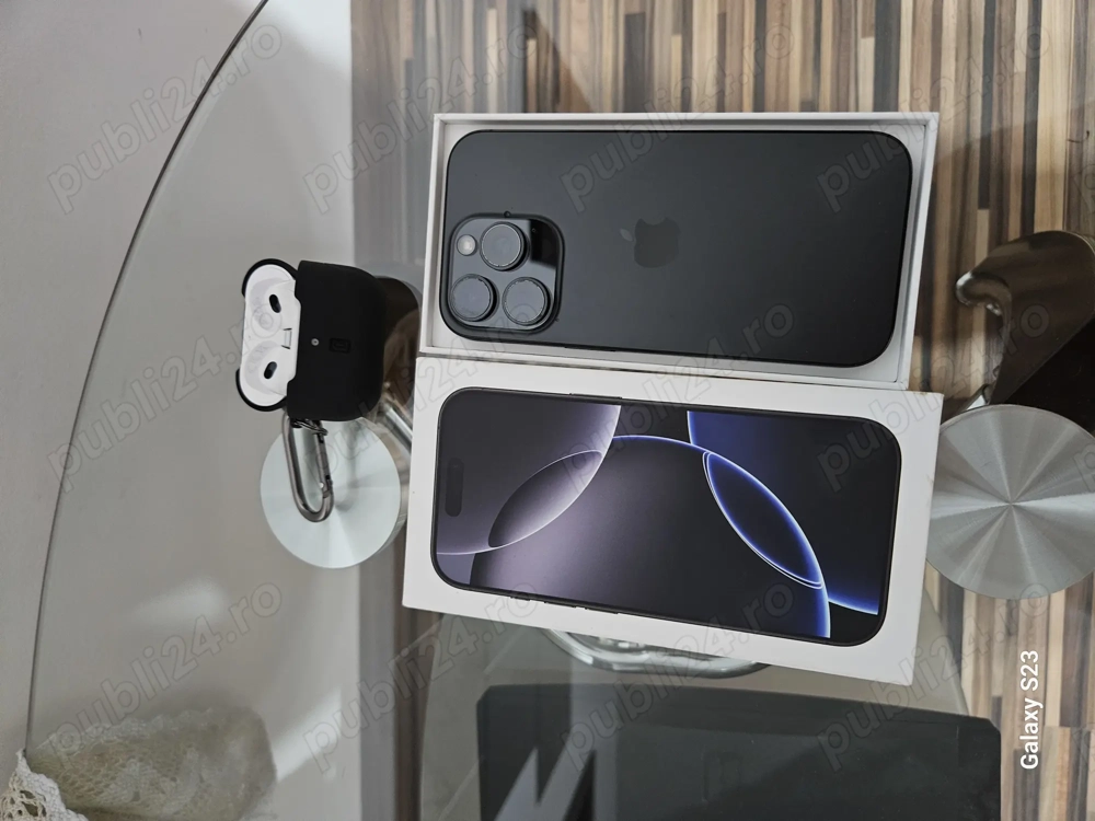 Vand iphone 16 pro, 512 gb nou + AirPods generatia 4