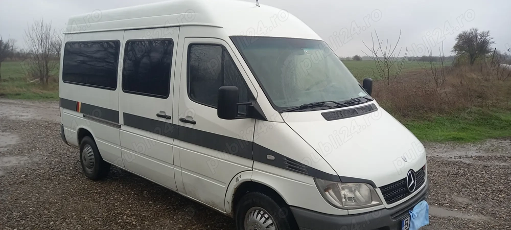 Vând Sprinter stare buna de functionare 8+1