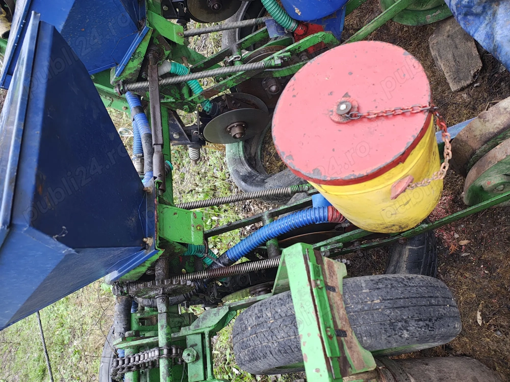 Vând semănătoare Piatra Neamț SPC6 