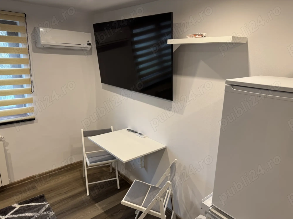 Garsoniera de vanzare!