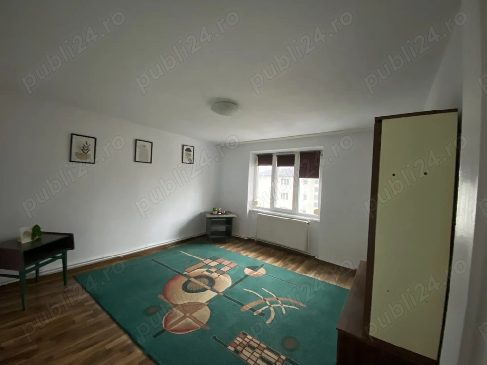 Proprietar vând apartament 2 camere 