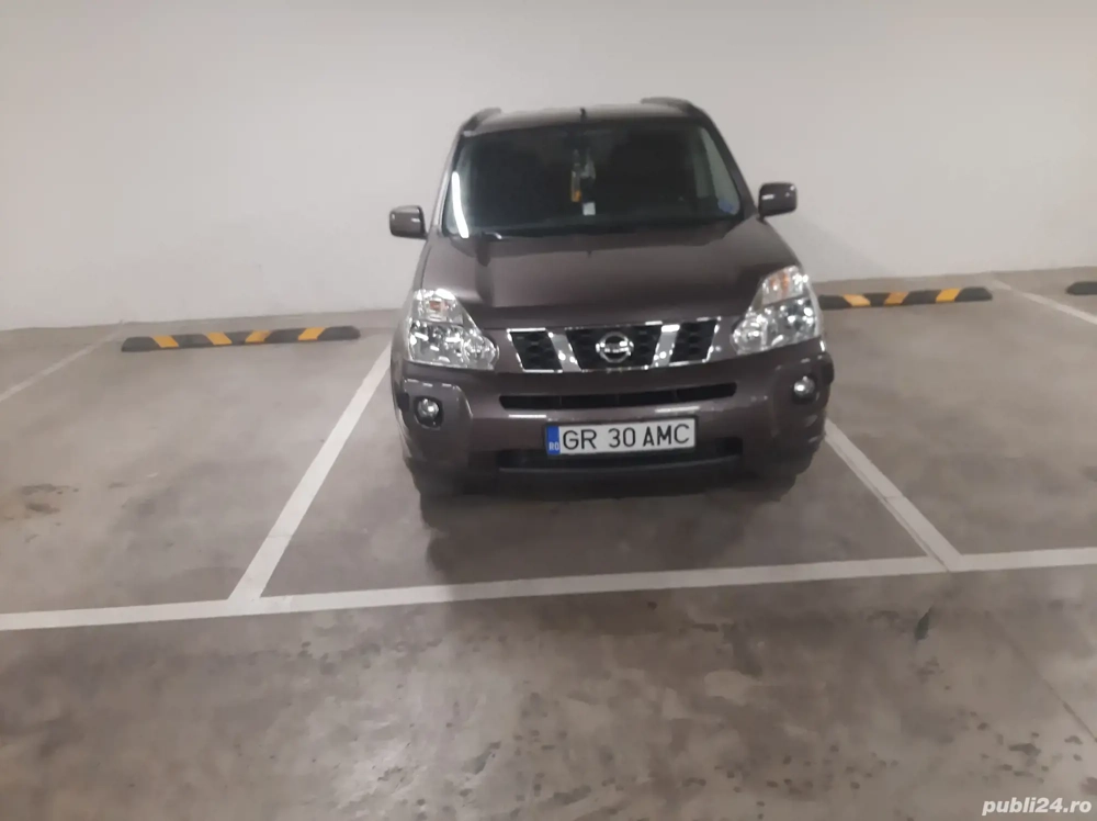 vând Nissan xtrail preț ușor negociabil.Fara variante. 
