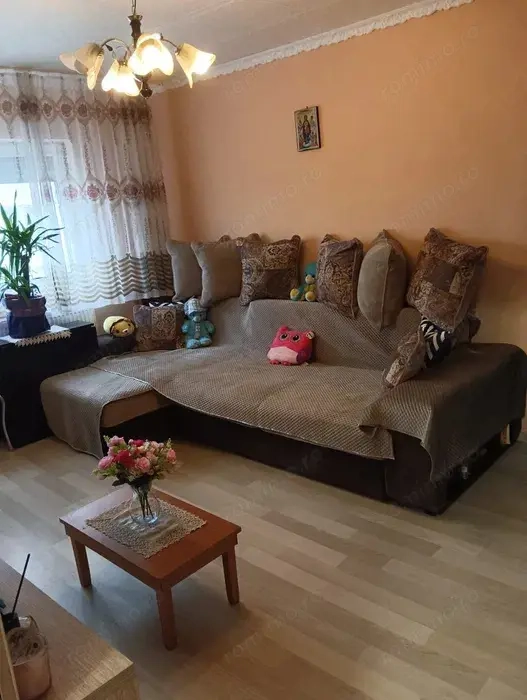 Apartament 2 camere Poarta 6