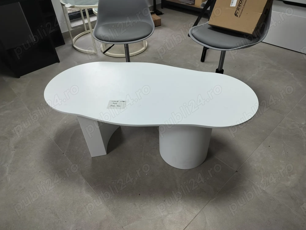 Masa de cafea, forma neregulata, alba, 100cm