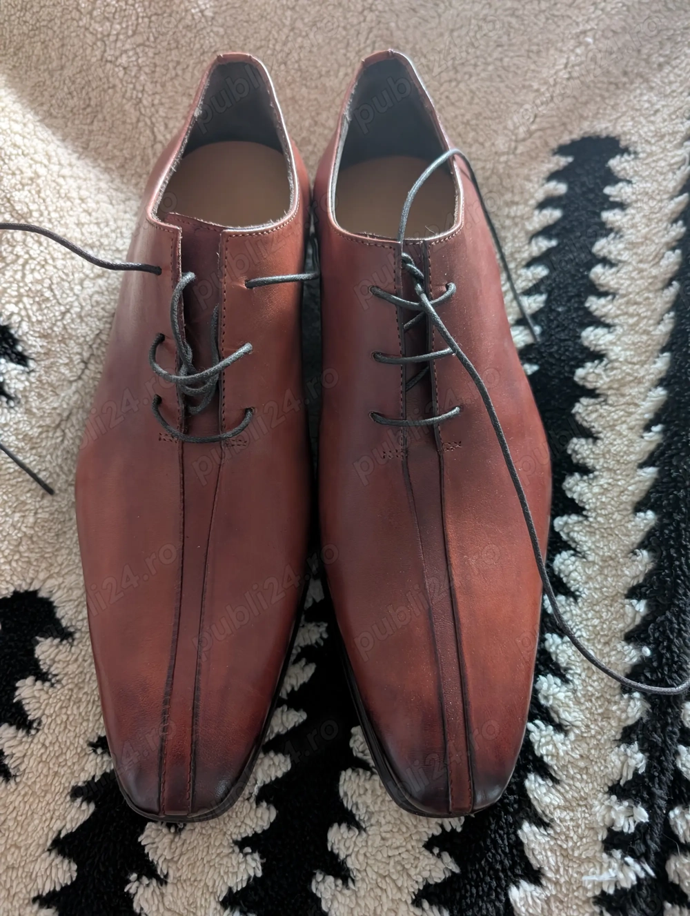 Vand pantofi Italia noi , nr. 42 , 510 lei