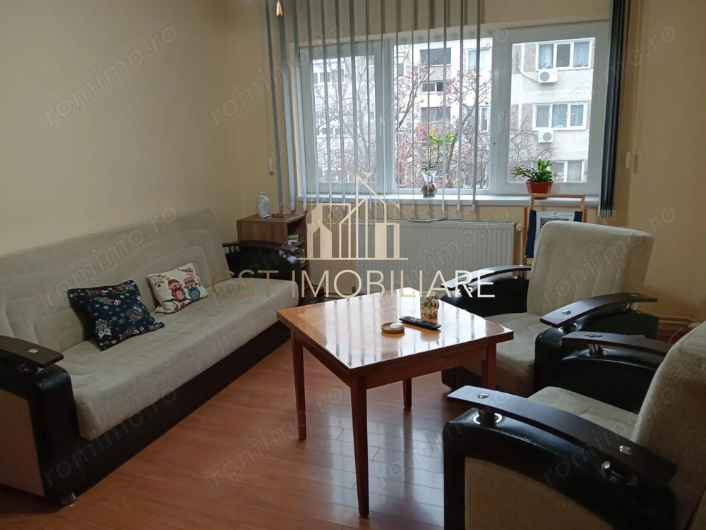 Dacia - Etaj Intermediar - 3 Camere - Semidecomandat