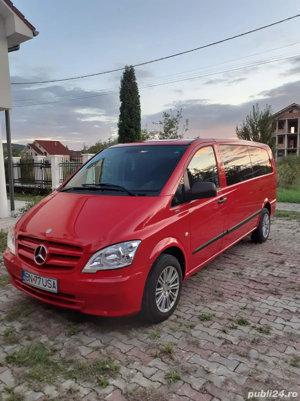 vând Mercedes vito