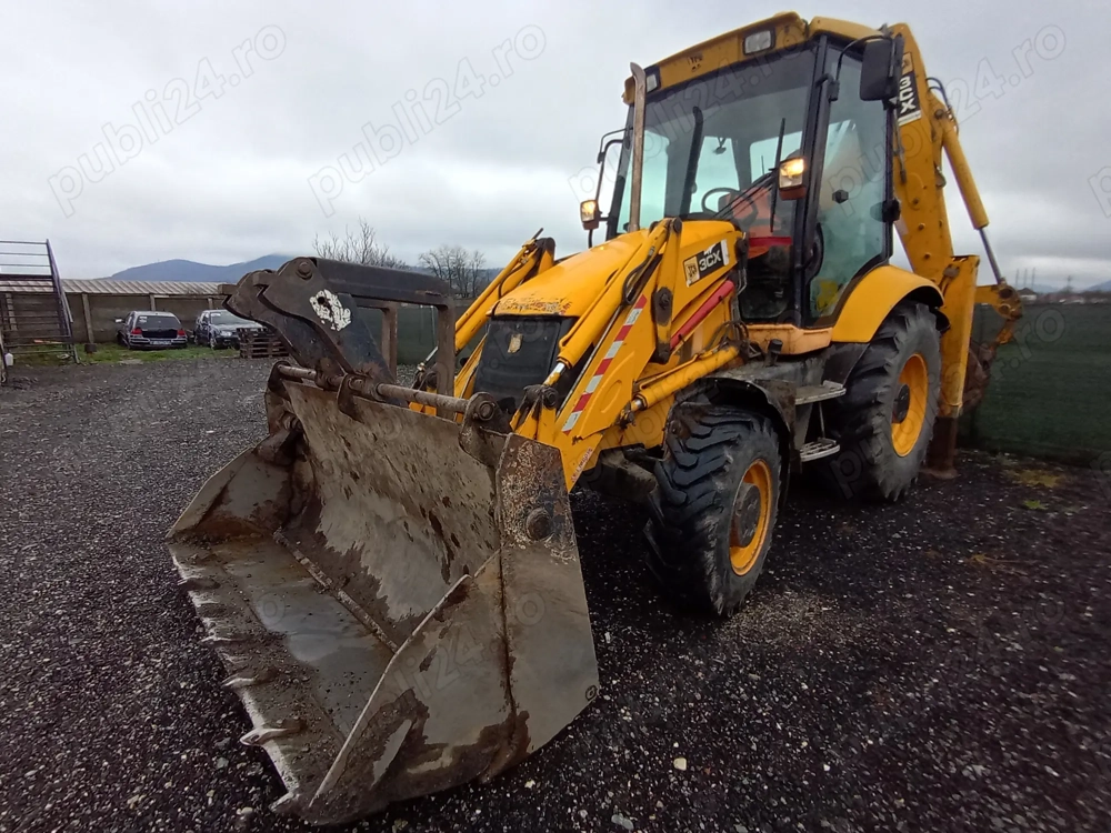Buldoexcavator JCB 3CX