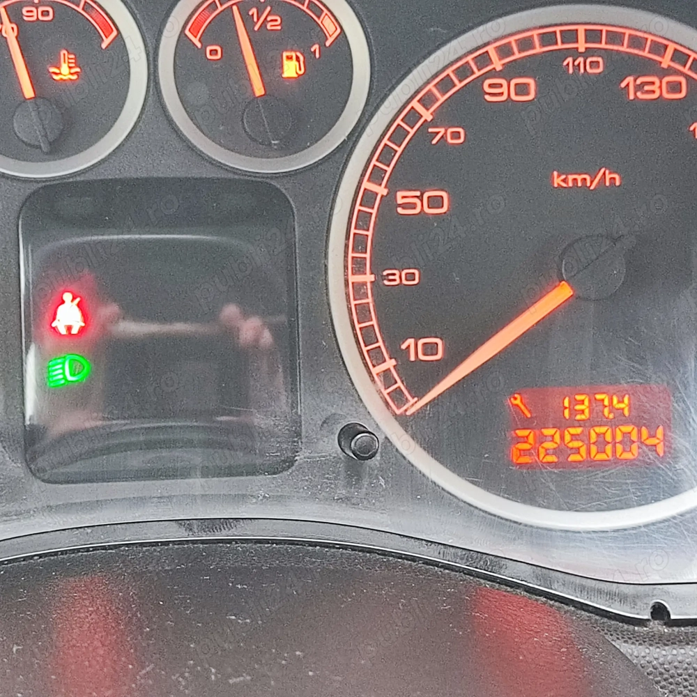 Vând Peugeot 307 benzina 2002