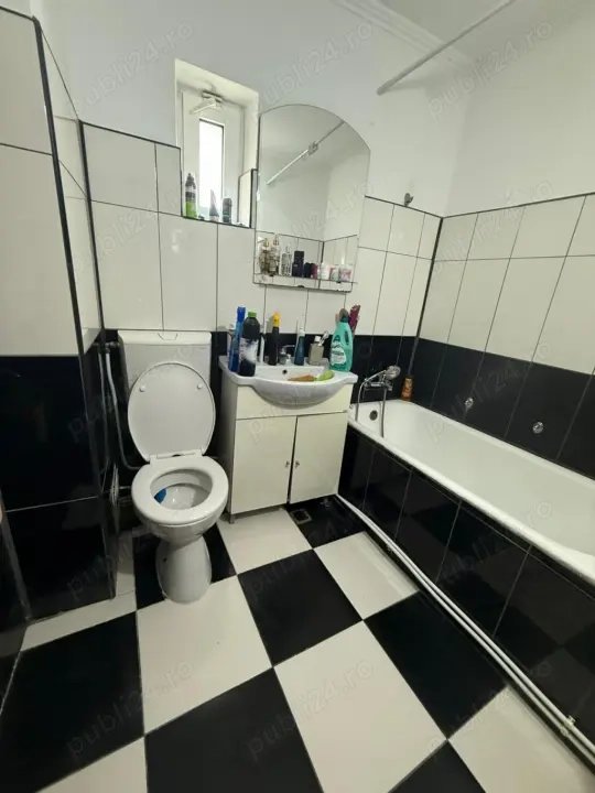 Apartament 4 camere etaj 3 din 3-  76mp - zona Obor