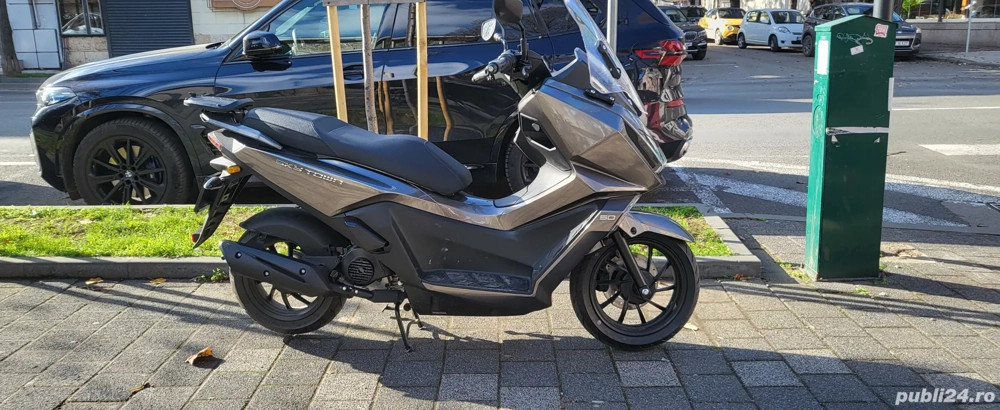 Inchiriez scuter