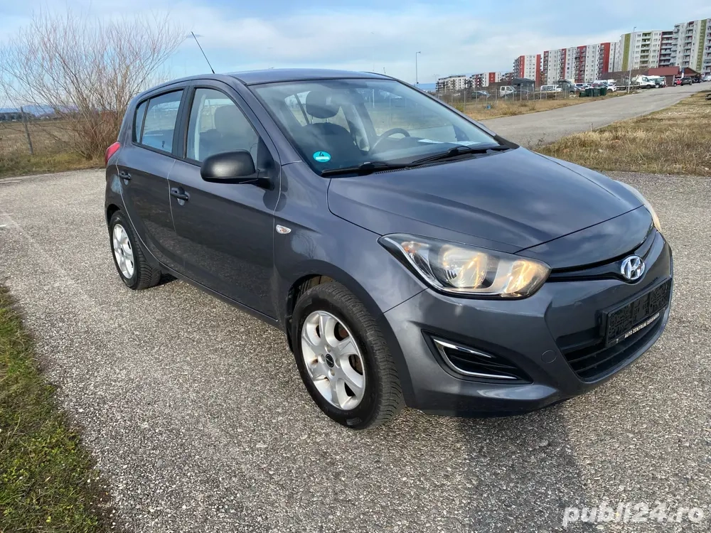 Hyundai i 20 benzina Model 2015