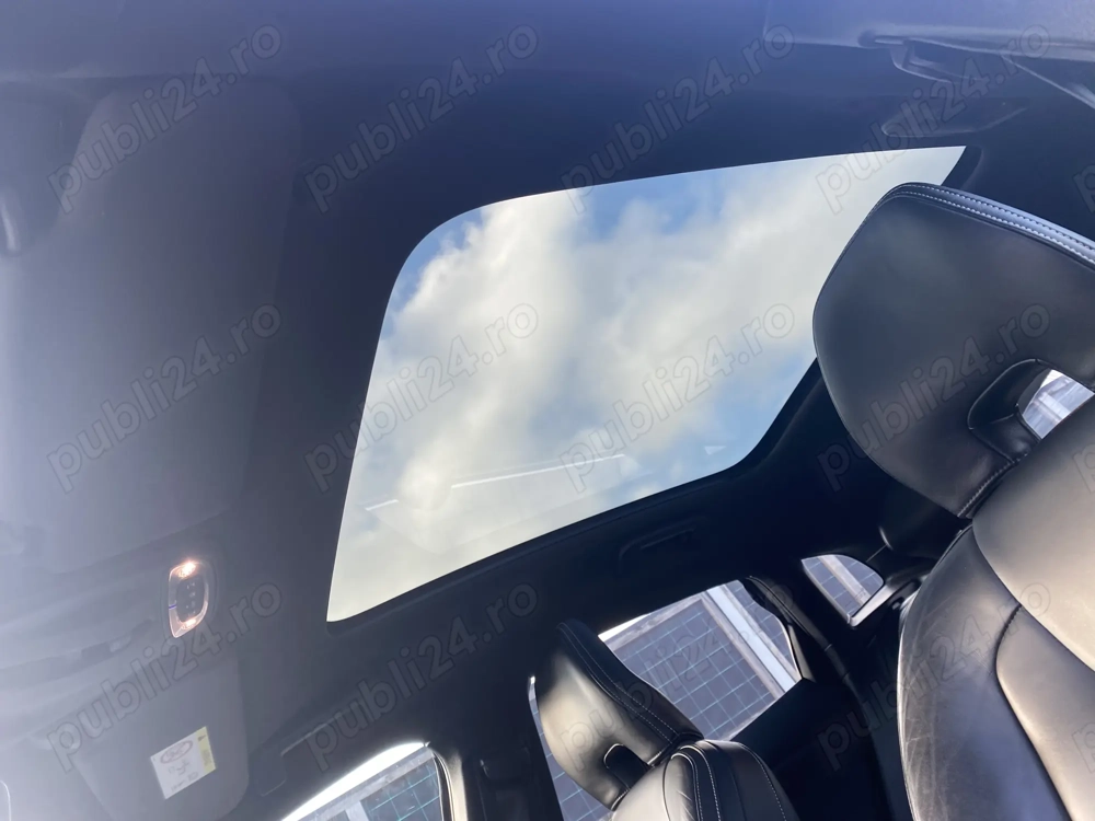 Volvo v40 motor 2.0 diesel de 120 cp,pachet R-Design