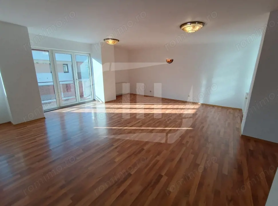 Apartament 3 camere, parcare, Borhanci