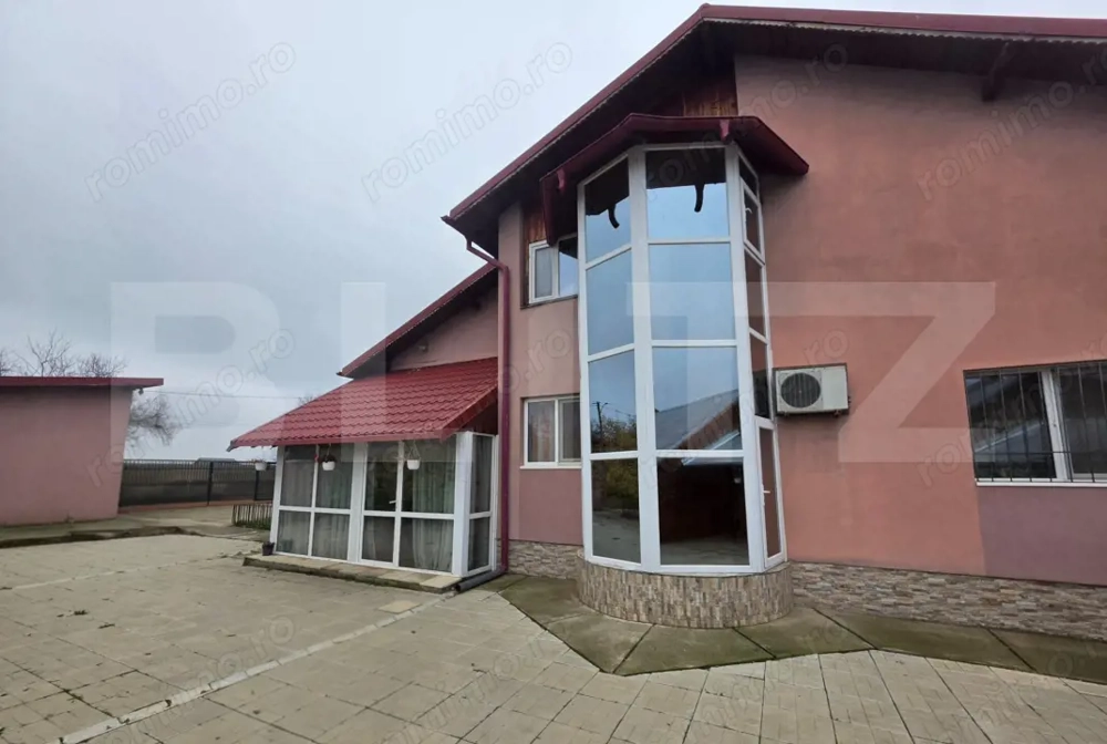 Casă parter 145 mp + teren 1.749 mp • Mircea Vodă