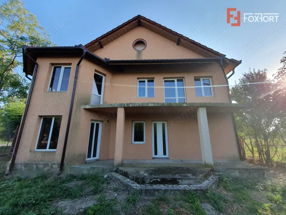 Casa individuala cu 5 camere si 2 bai, Central Jebel