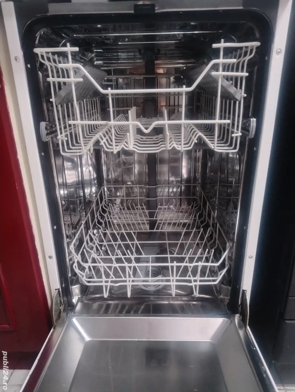 Mașină de spălat vase 