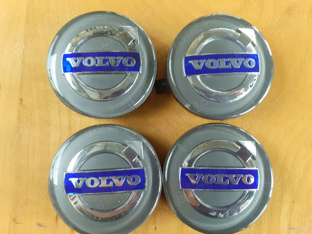 Set 4 Capace Volvo Original OEM pentru jante aliaj aluminiu
