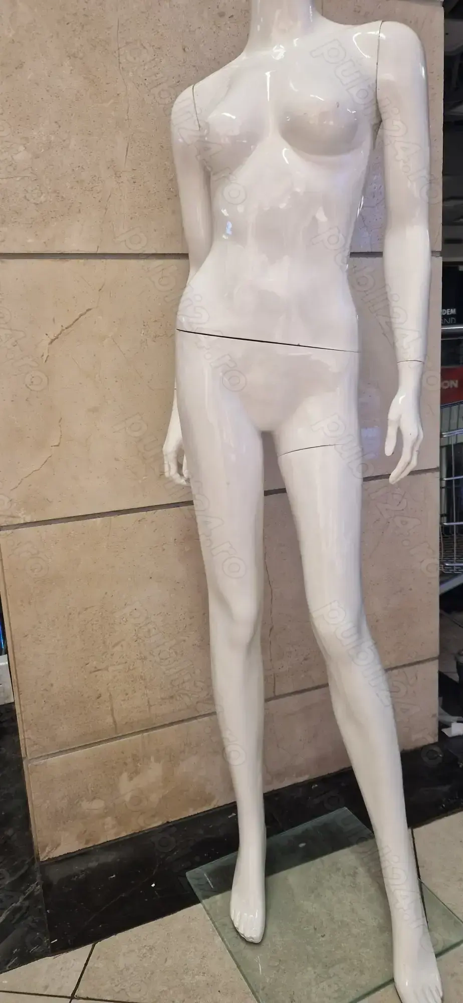 Manechine dama din fibra de sticla