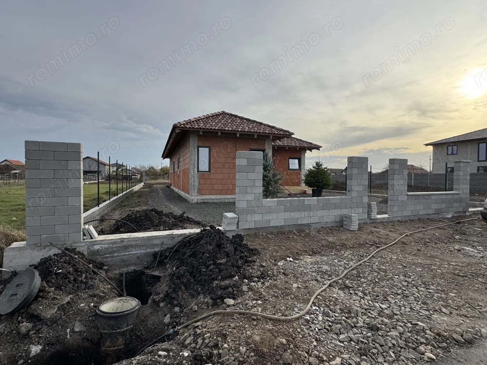 Individuala Parter Becicherecu Mic, Zona Semicentrala,4 Camere,Teren 800 mp