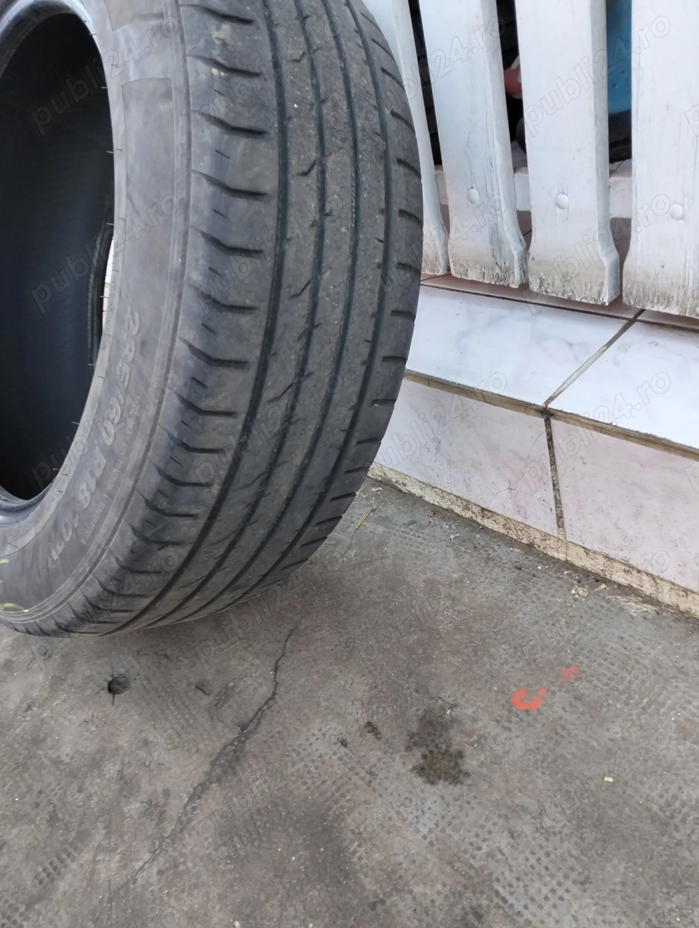 De vânzare 4 anvelope secând  pe 18 " 