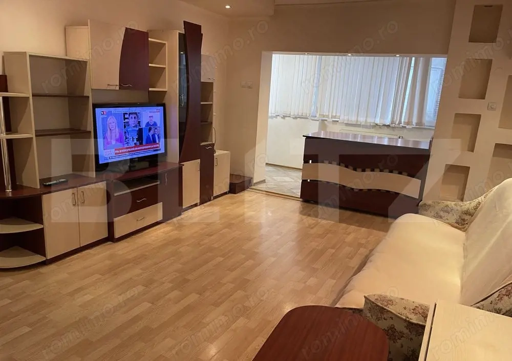 Apartament 4 camere, 80 mp, zona Nicolina